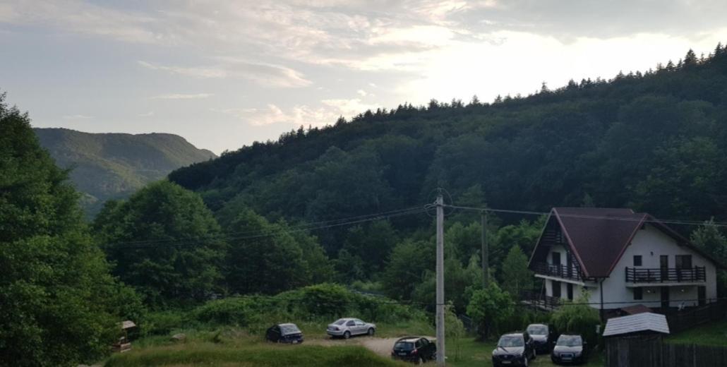 Havva Hotel Călimăneşti Zewnętrze zdjęcie