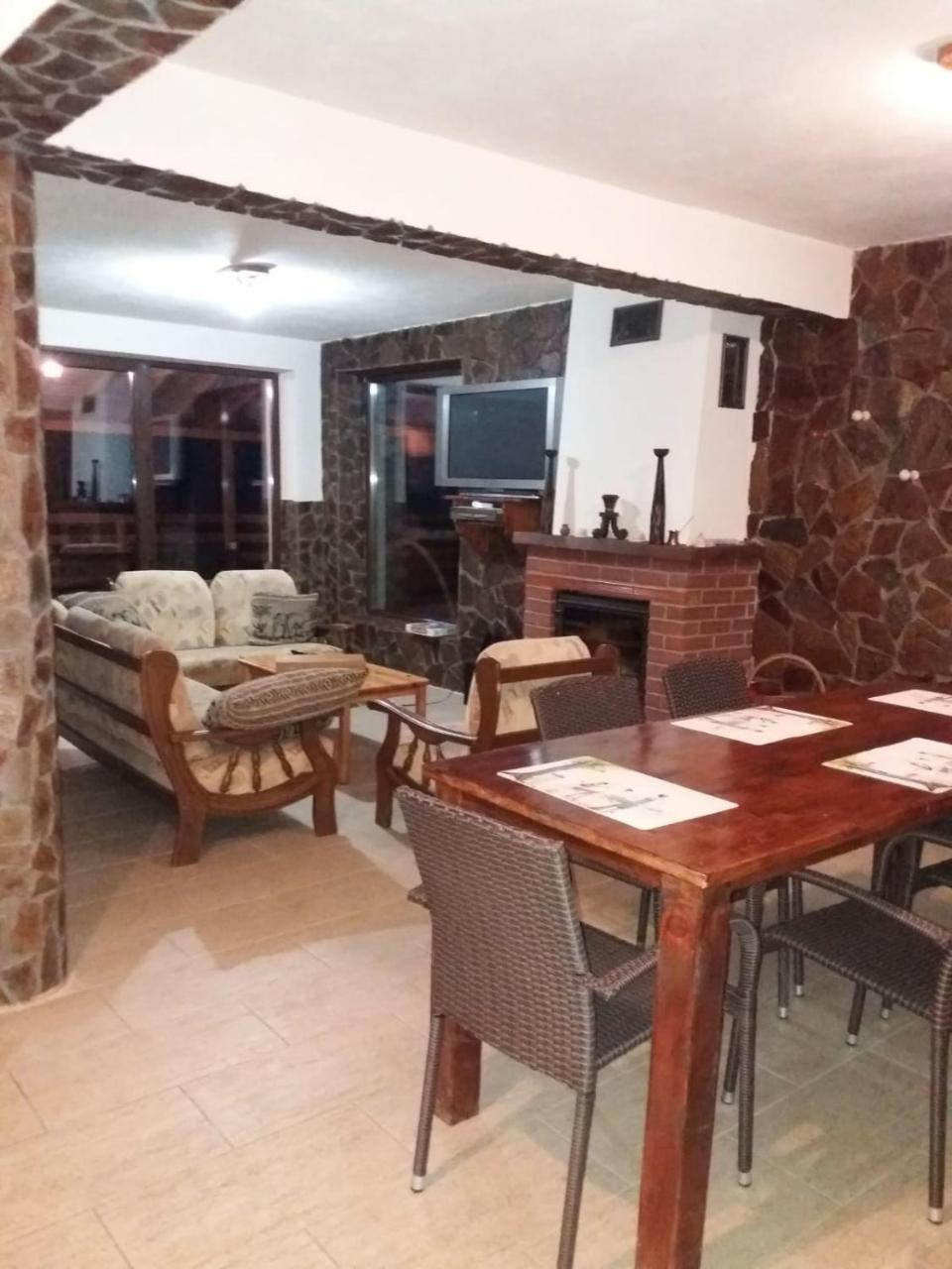 Havva Hotel Călimăneşti Zewnętrze zdjęcie